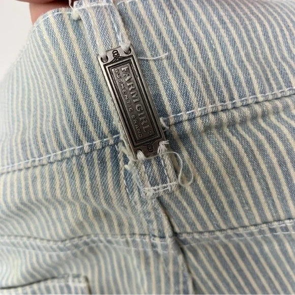 Farm Girl Shorts - Picture 6 of 8